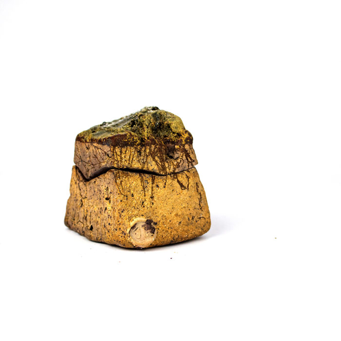 Lidded Rock